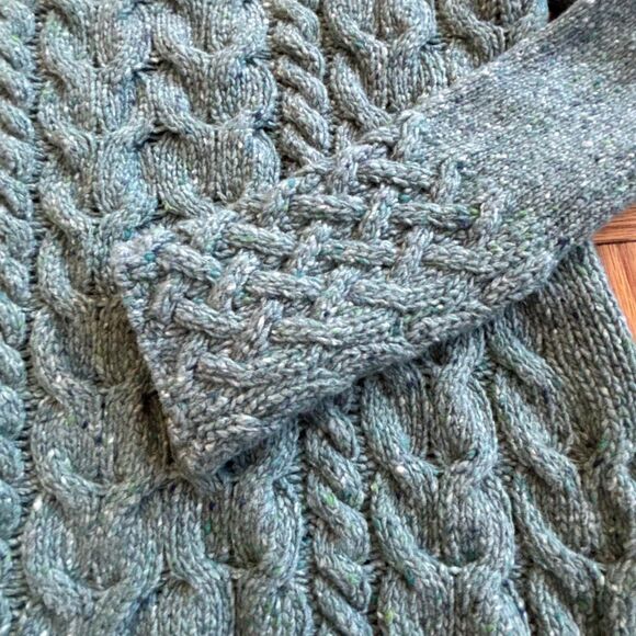 Ireland’s Eye Cashmere Wool Cable Knit Sweater Size Medium - Picture 4 of 9